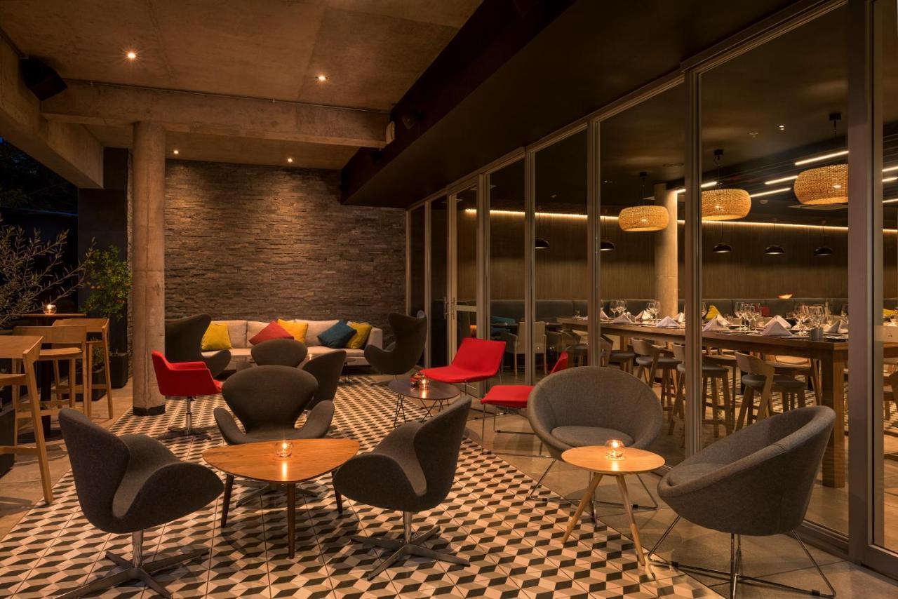 Novotel Santiago Providencia Buitenkant foto