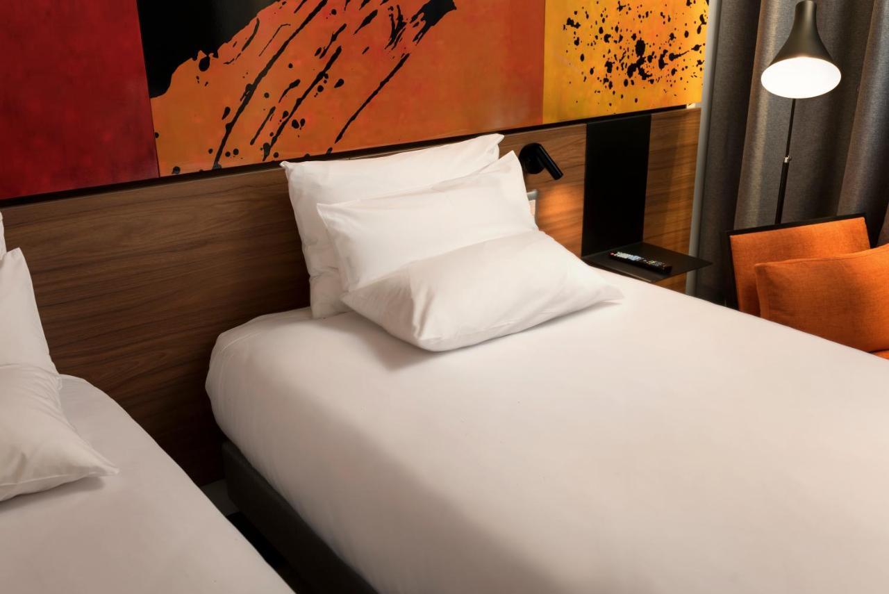Novotel Santiago Providencia Buitenkant foto